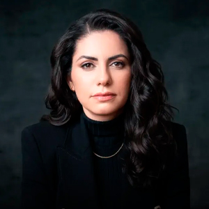 Maestria - Viviane Araújo